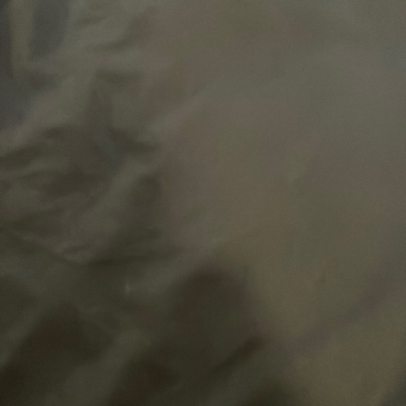 - Fabletics  Blake Tee size Medium Black never worn! - Picture 2 of 4